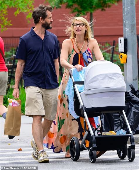 Claire Danes And Hugh Dancy Take Their Newborn On A Walk In Nyc After