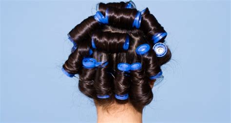 How To Use Plastic Hair Curlers Our Everyday Life