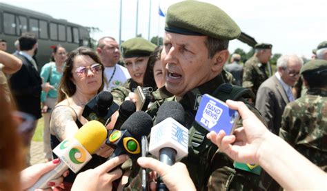 Em Curitiba General Tom S Assume Comando Da Divis O Do Ex Rcito Bem Paran