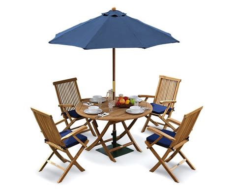 A foldable table or collapsible table always pick a folding banquet table or a large folding table if you are hosting a huge gathering of your loved ones. Ashdown Folding Round Garden Table and Arm Chairs Set