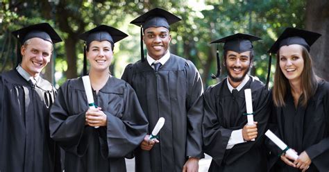 Associate degree job opportunities: the highest paying positions