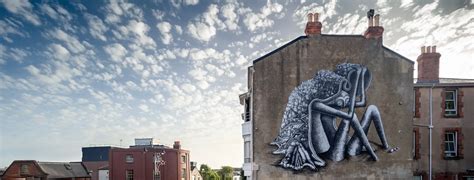 Watch Island S Tallest Mural Ventnor Giant Created By World