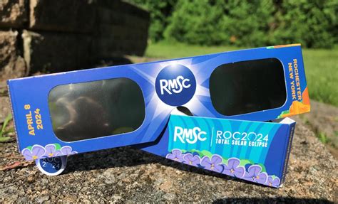 You Need Special Glasses To See The Solar Eclipse Heres Where To Get