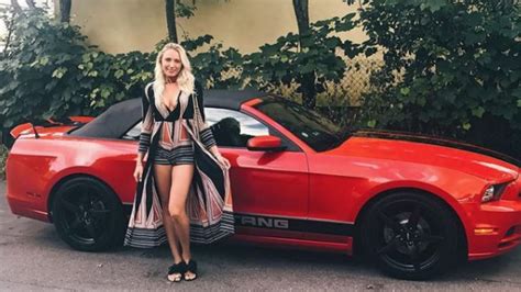 Nina La Sexy Car Influencer Slovacca Infiamma Il Web Autoit