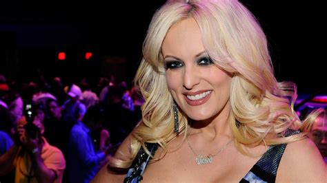 More Details Emerge About Trumps Relationship With Porn Star The New