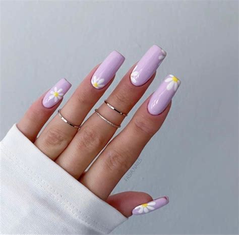 Lilac Acrylic Nails White Daisy Nail Art Design Summer Spring 2021 In