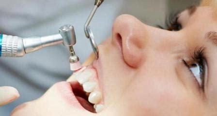 2. Perawatan gigi diri sendiri