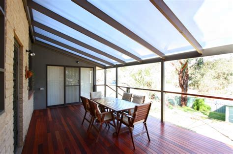 Benefits Of A Polycarbonate Pergola Roof