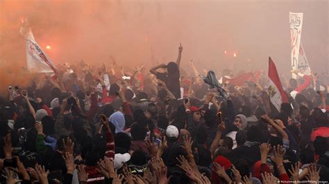 Deadly Riots Erupt In Egypt Dw 01262013
