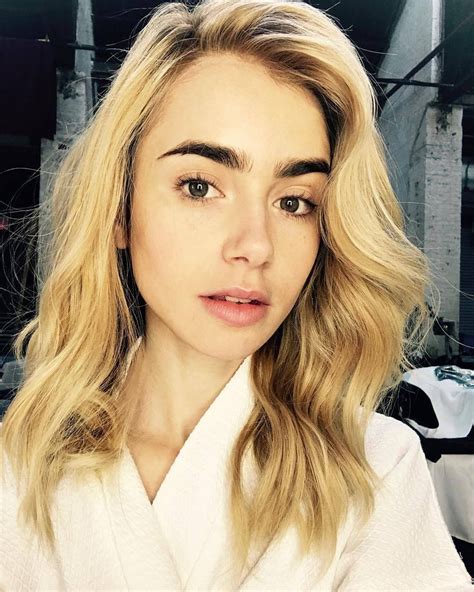 Pin Di Danielle Su Lily Collins Tagli Di Capelli Capelli 2018