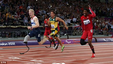 Jonnie Peacock Beats Oscar Pistorius In 100m London 2012 Paralympics
