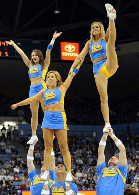 Real Pics Of Teen Cheerleaders Bending Over