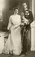 Prince Andrew of Greece and wife Princess Alice of Battenberg /Prince ...