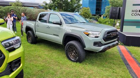 2022 Toyota Tacoma Lime Green Thn2022