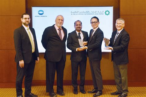 Al Mulla Group Receives Two Awards From Konica Minolta Business