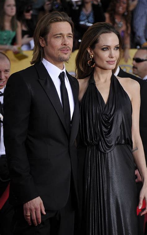 fashion in wedding angelina jolie and her husband brad pitt attended the 2012 sag awards