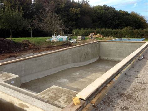 In most cities, you won't be allowed to build a pool yourself, as construction must be supervised by a licensed builder in order to be considered up to code. Building A Bespoke Swimming Pool | UK Swimming Pools Ltd.