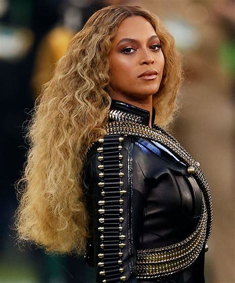 Beyoncé’s Makeup Artist Has The Best Hacks For Glowing Skin