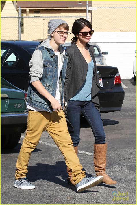 Selena Gomez And Justin Bieber Ihop Breakfast Photo 449163 Photo Gallery Just Jared Jr