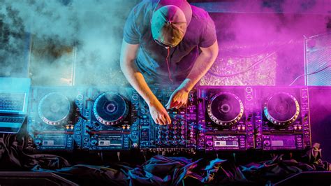 Download 1920x1080 Dj Music Producer Stage Dj Controller Mixing
