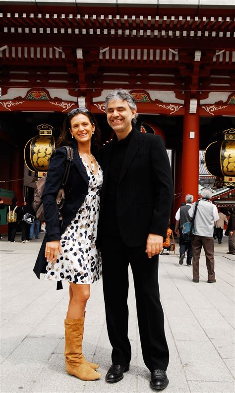 After smashing live stream records with an historic easter performance at milan's duomo, bocelli returns this holiday season with a new album believe (sugar/decca records) and a spectacular live event from the stunning teatro regio di parma. Andrea Bocelli - Wikiwand