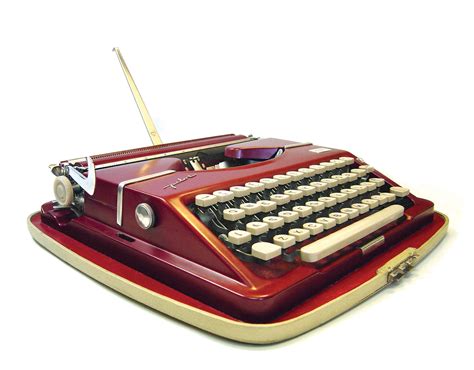 Vintage Typewriters See How They Evolved Over The Years Time