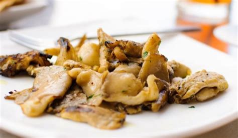 Oven-Baked Oyster Mushrooms - Recipe | Tastycraze.com