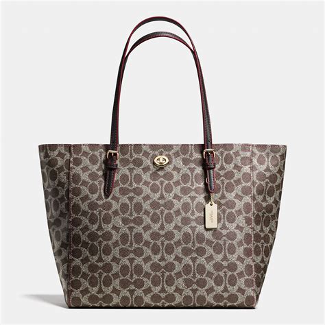 Coach Willow Signature Canvas Tote Bag Iucn Water