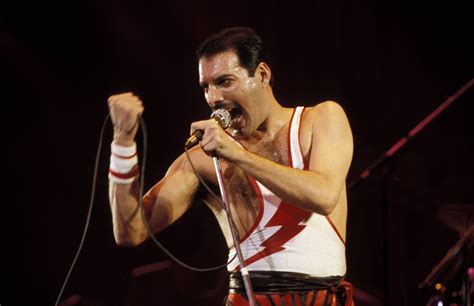 Freddie Mercury 25 Years 18 Things You Didn T Know About The Queen Frontman S Song Bohemian