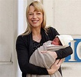 Sara Cox shows off beautiful new baby Renee - Mirror Online