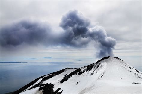 Aleutian Afternoon South Crater Gareloi Volcano Aleuti Flickr