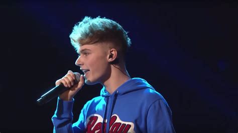 Hrvy Personal Get Your Questions In For Hrvy S Personal Pop Playlist Mtv Uk Hrvy Breaks Down