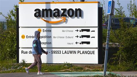 Internet Et Logiciels Amazon France Retire Des Poupées Sexuelles