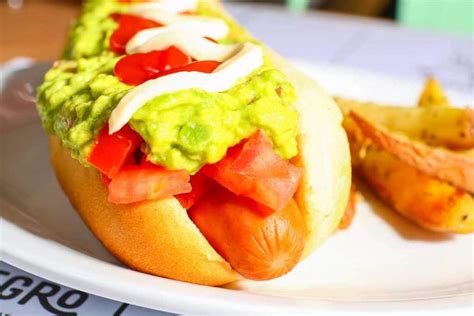 Completo Chiles Famous Hot Dog