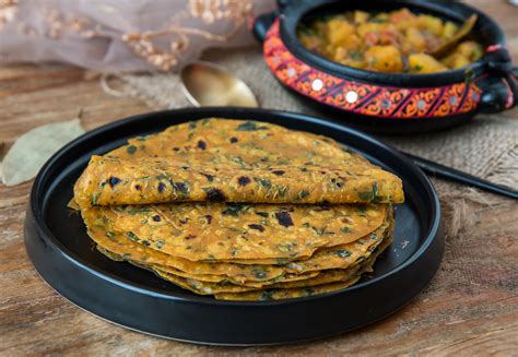 Gujarati Methi Thepla Spiced Indian Flat Bread With Fenugreek Leaves