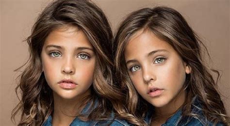 Ces Deux Petites Filles étaient Appelées Les Plus Belles Jumelles Du