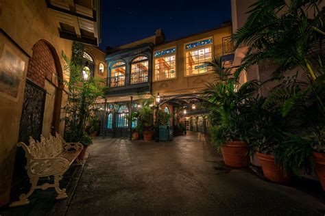 Disneyland's New Orleans Square : disney