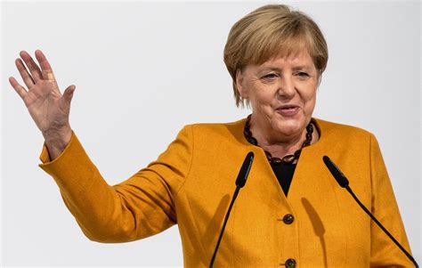 Angela Merkel Steckbrief Bilder Und News Webde