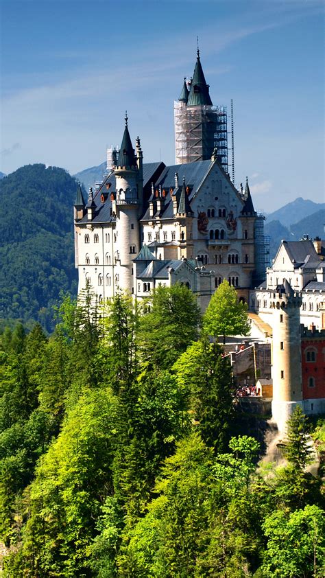 Обои Замок Нойшванштайн Бавария Германия Альпы горы замок