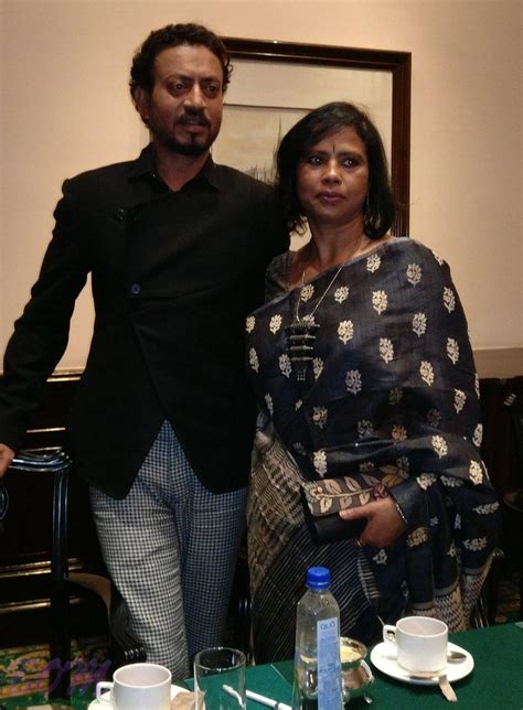 Irrfan Khan With His Wife Sutupa Sikdar Photo Picture Pic