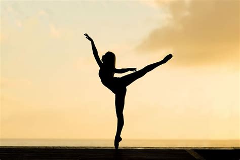 Hd Wallpaper Silhouette Of Woman Dancing Ballet Silhouette Of Woman