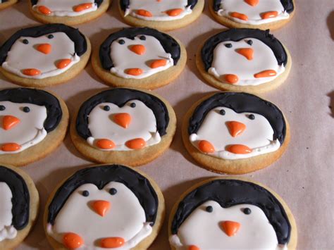 Penguin Cookies Penguin Cookies Yummy Food Sugar Cookie