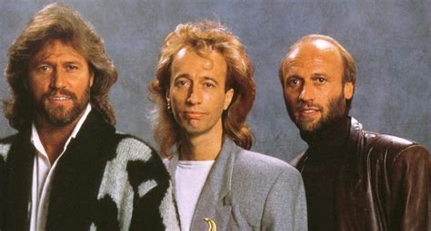 Tim rice's liner notes accompanying the ultimate bee gees puts the group's extravagant popularity into perspective. Música: Bee Gees: Preparan película sobre la recordada ...