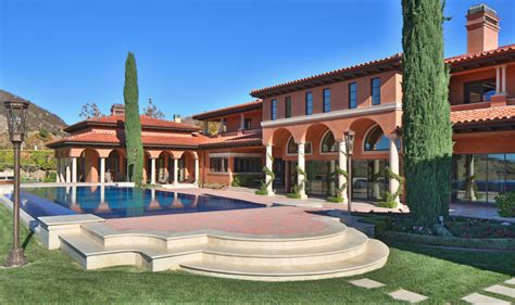 1395 Million Newly Listed Mediterranean Mansion In Calabasas Ca