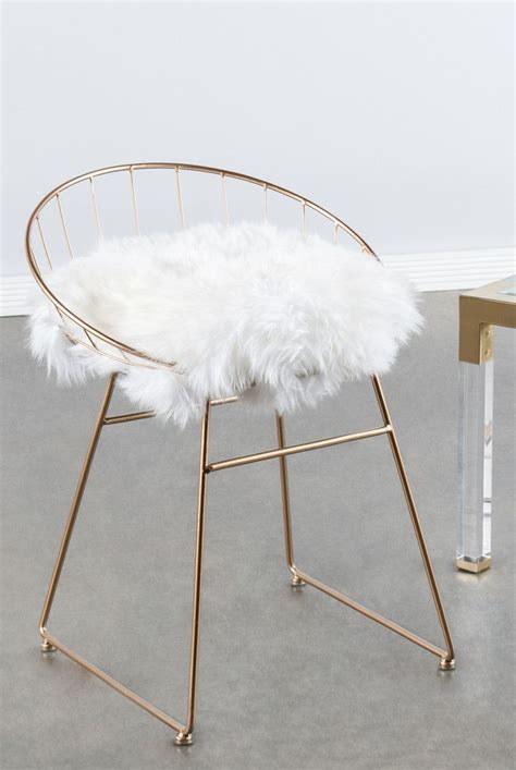 Linon home fiona faux fur office chair. T058FUR-Kylie Sheepskin Chair | Modern minimalist bedroom, Minimalist bedroom, Minimalist furniture
