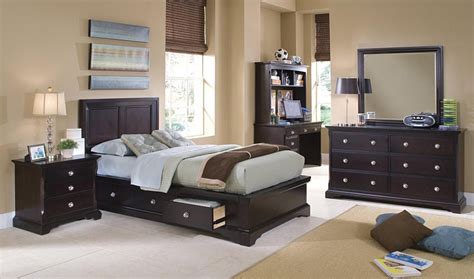 Buy luxury bedroom sets by homey design. Pin by Jennifer Benjamin on Coral Navy Teal Bedroom ideas ...