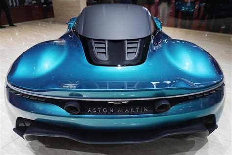 Nuevo Aston Martin Vanquish Vision Ahora Con Motor Central
