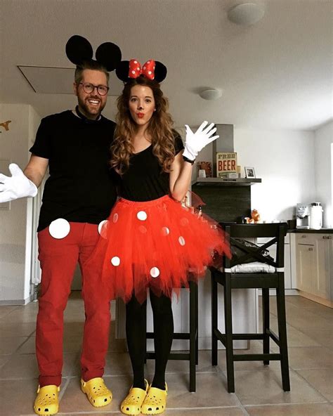 44 Disney Couple Costumes For Halloween 2021 Artofit