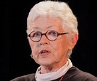 Betty DeGeneres Biography - Facts, Childhood, Family Life & Achievements