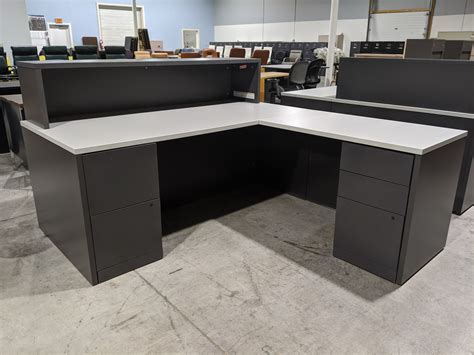 Putty Laminate L Shape Reception Desk With Gray Base